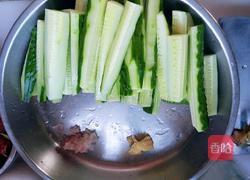 盐水青瓜的做法图解1