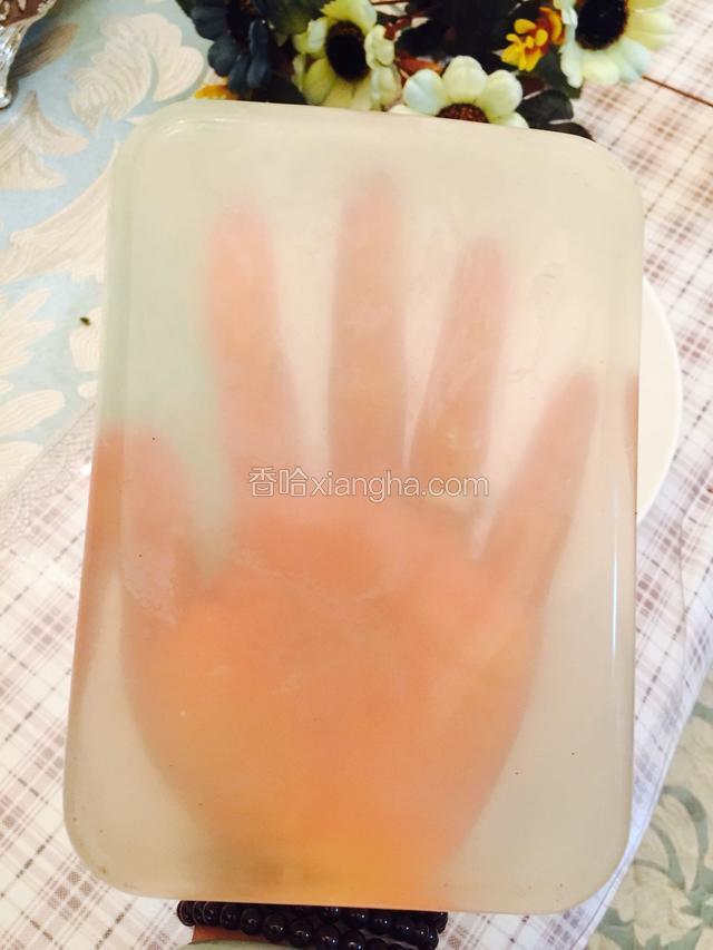 再来一张！透过八厘米厚度，我的手也是清晰可见哦！