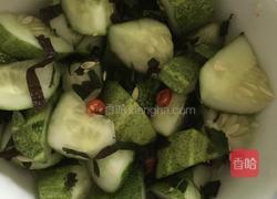 紫苏拌黄瓜的做法图解4