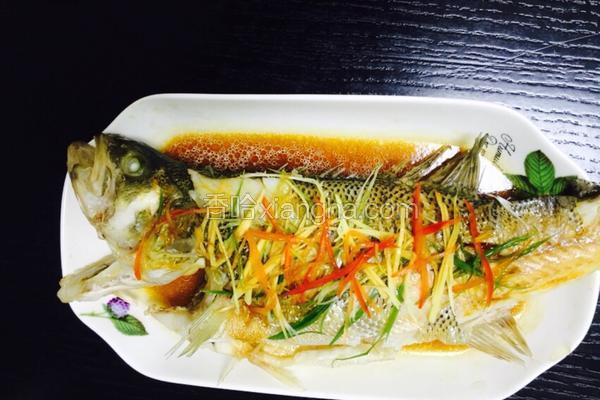 清蒸鲈鱼