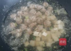 青菜肉丸豆腐汤的做法图解9
