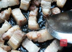 鹌鹑蛋红烧肉的做法图解3