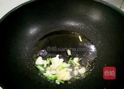 家常圣女果炒丝瓜的做法图解5