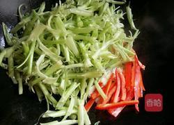 竹叶菜杆炒肉丝的做法图解12
