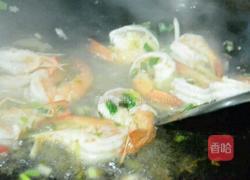 南瓜炖虾仁的做法图解3