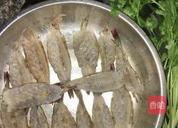 砂锅虾蟹粥的做法图解2