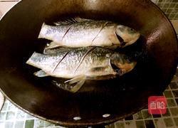 鲫鱼白玉汤的做法图解6