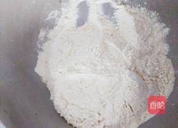 电饼铛披萨的做法图解1