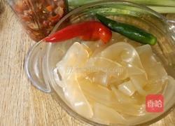 剁椒拌粉皮的做法图解2