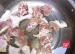 鸭腿冬瓜汤的做法图解2