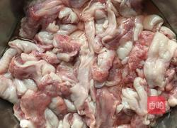 爆炒生肠的做法图解1