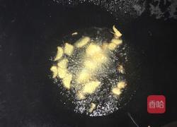 爆炒生肠的做法图解3