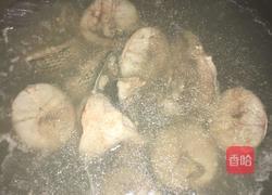 黑豆黑鱼汤的做法图解3