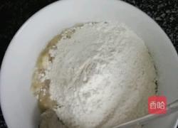 香蕉鸡蛋饼的做法图解3