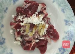 荷兰豆炒牛肉的做法图解2