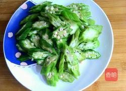 红辣椒炒秋葵的做法图解4