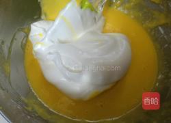 笑脸戚风蛋糕〈电饭锅版〉的做法图解8