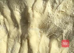 芹菜馅包蛋煎饺的做法图解1