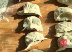 芹菜馅包蛋煎饺的做法图解5