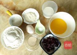 蔓越莓牛奶吐司的做法图解1