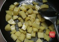 土豆焖鸭的做法图解3