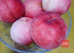 糖水桃子的做法图解1