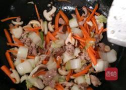 香菇面条的做法图解4