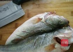 家庭版酸菜鱼的做法图解1