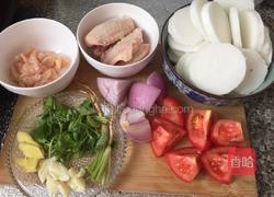 泰式萝卜鸡汤的做法图解1