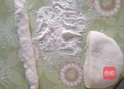 木耳鸡蛋虾仁饺子的做法图解7