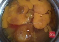 辣椒炒咸鸡蛋的做法图解1