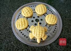 小乌龟蜕壳南瓜饼的做法图解8