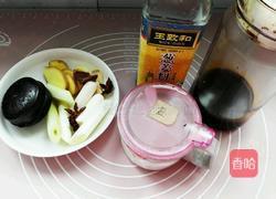 炖柴公鸡的做法图解2