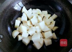 土豆香菇烧肉的做法图解3