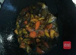 番茄炒茄子的做法图解5