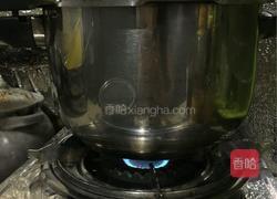 海参老鸭汤的做法图解5