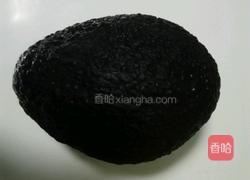 牛油果鲜奶奶昔的做法图解1