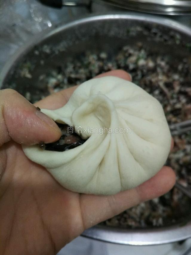 捏出包子褶子