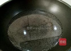 红辣椒酱拌丝瓜的做法图解3