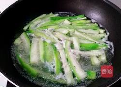 红辣椒酱拌丝瓜的做法图解6