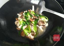 香菇炒青菜的做法图解3