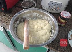 腊肉蔬菜披萨的做法图解1