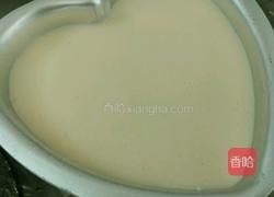 戚风蛋糕(五寸爱心)的做法图解10