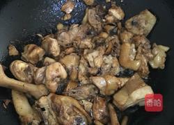 板栗焖鸡的做法图解4