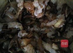 鸡胸肉冬菇电饭煲焗饭的做法图解6