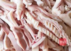 猪肚花蛤莲子汤的做法图解3