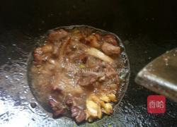 西兰花炒肉的做法图解2