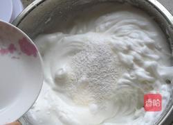 小麦粉做的戚风蛋糕(8寸)的做法图解7