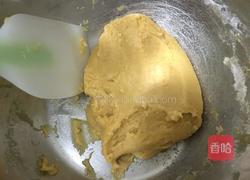 广式莲蓉蛋黄月饼的做法图解10