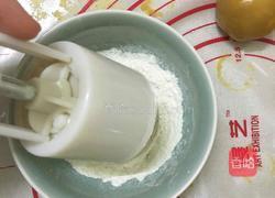 广式莲蓉蛋黄月饼的做法图解18